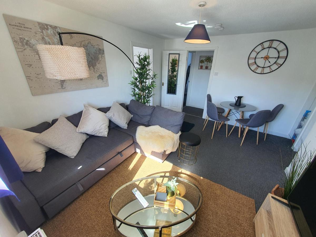 Thesiger Court Apartments - Free Private Parking - By Property Promise كارديف المظهر الخارجي الصورة