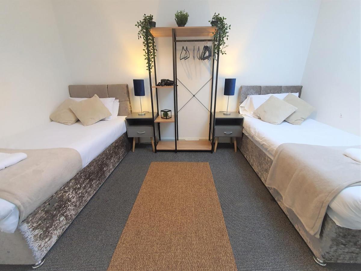 Thesiger Court Apartments - Free Private Parking - By Property Promise كارديف المظهر الخارجي الصورة